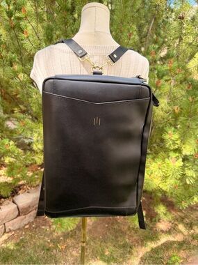 La Mansio Original Kickstarter Bundle Black Saffiano Leather Modular 6-in-1 Bag